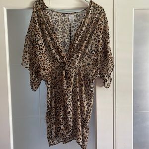 Time and Tru womens twist front dress cover up